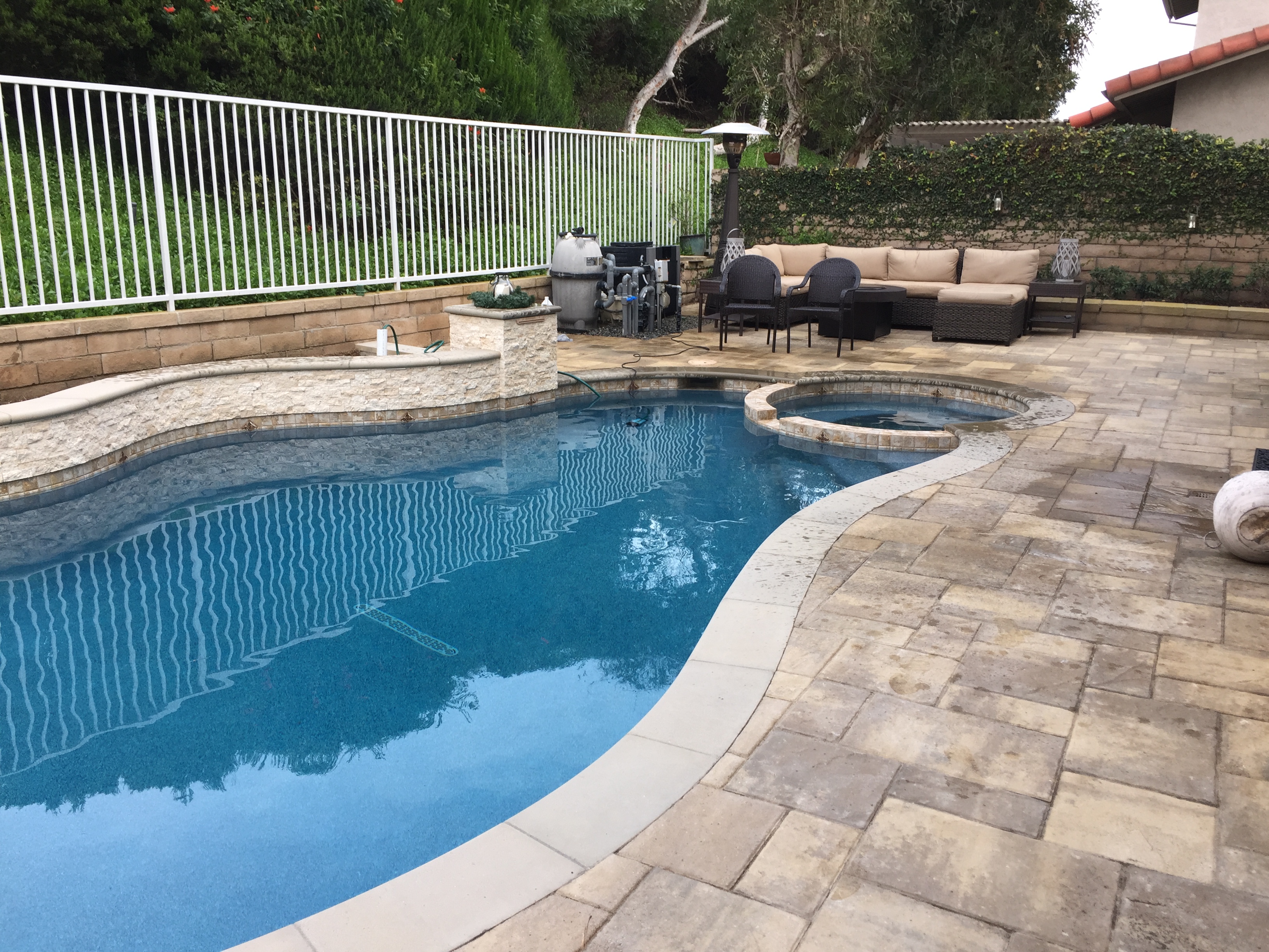 Alan Smith Pool Plastering & Remodeling | Paver Gallery