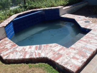 Alan Smith Pool Plastering & Remodeling | Brick Coping