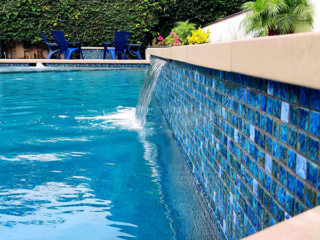 Alan Smith Pool Plastering & Remodeling | Pre-Cast Concrete Coping