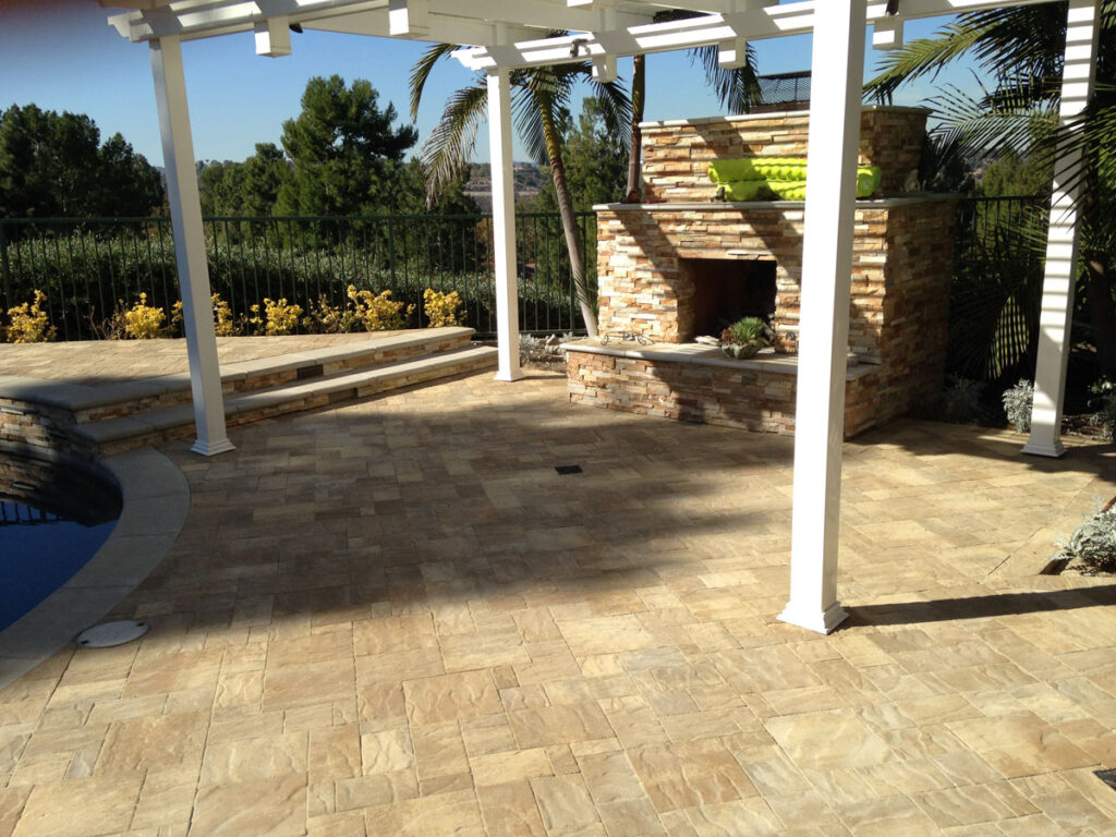 Alan Smith Pool Plastering & Remodeling | Outdoor Fireplaces